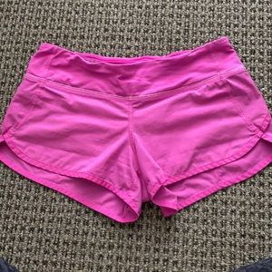 hot pink lulu lemon speed up shorts